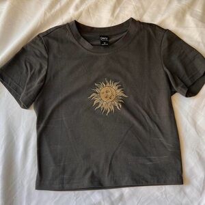 ONFY Gray Sun Graphic Crop Top
